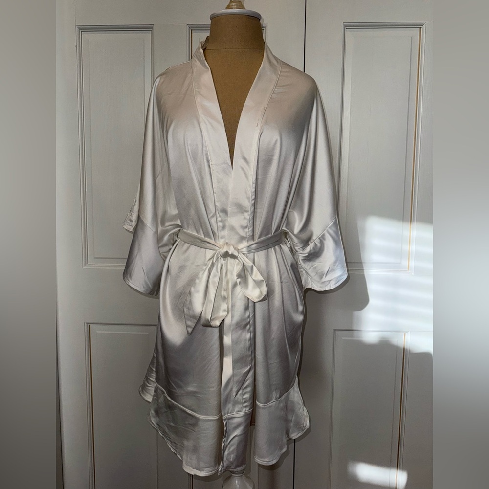 Elegant White Satin Robe